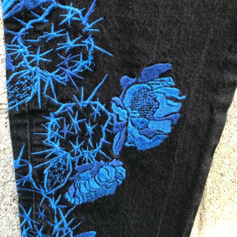 LEVI’S 501 Skinny High Rise Jeans Black Floral NWT - Picture 5 of 8